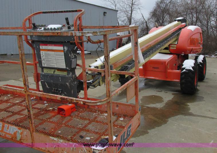 image for item Z9634 2000 JLG 600S boom lift