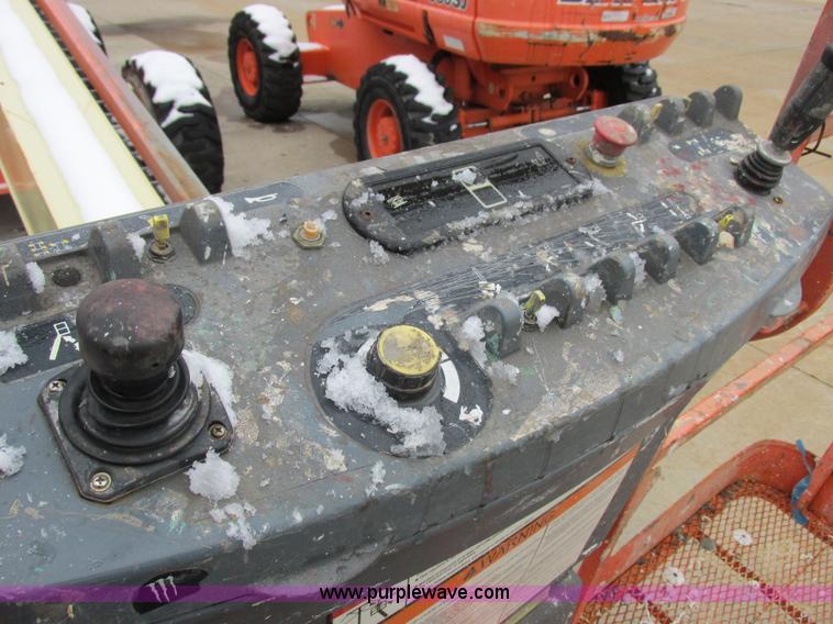 image for item Z9634 2000 JLG 600S boom lift