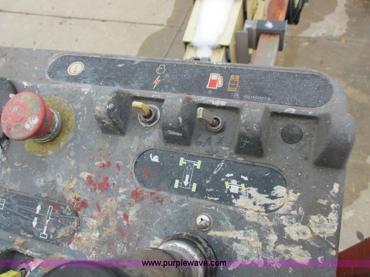 image for item Z9634 2000 JLG 600S boom lift