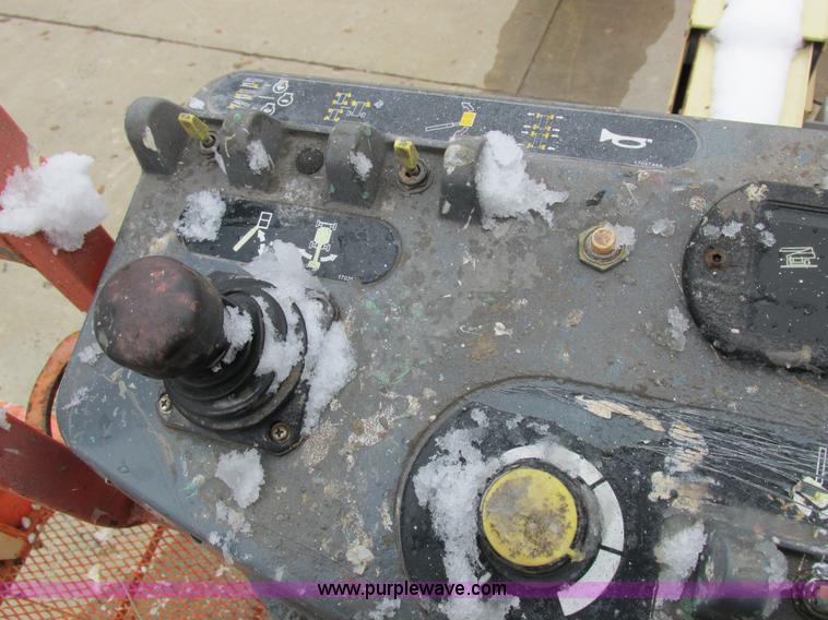 image for item Z9634 2000 JLG 600S boom lift