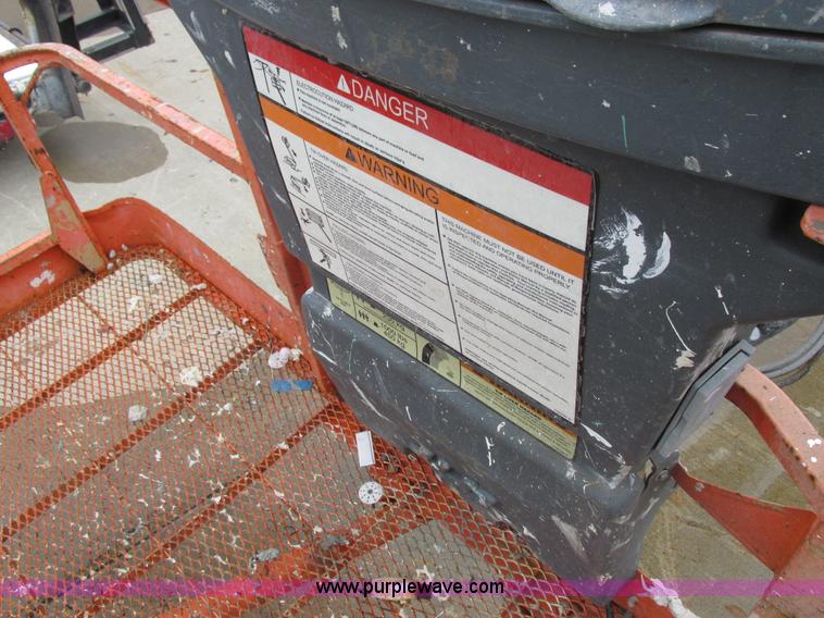 image for item Z9634 2000 JLG 600S boom lift