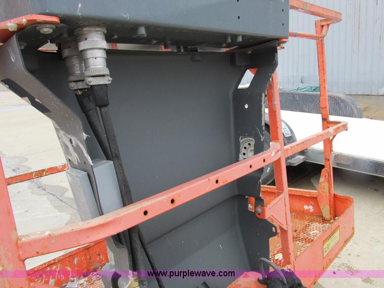 image for item Z9634 2000 JLG 600S boom lift