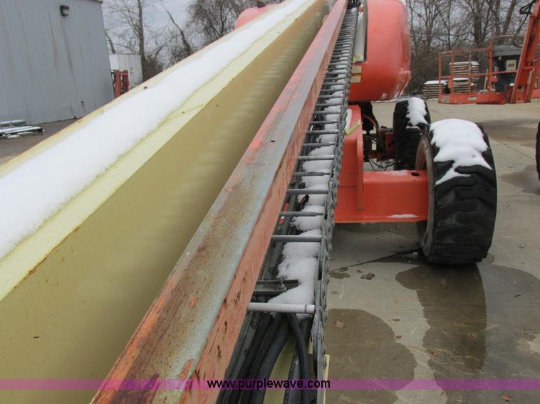 image for item Z9634 2000 JLG 600S boom lift