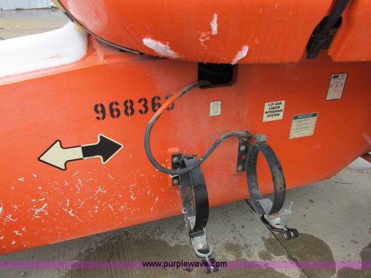 image for item Z9634 2000 JLG 600S boom lift