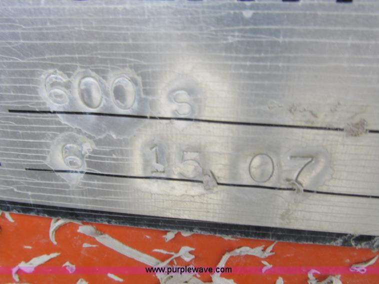 image for item Z9634 2000 JLG 600S boom lift