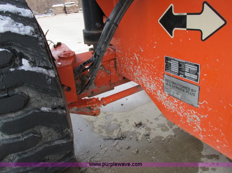 image for item Z9634 2000 JLG 600S boom lift