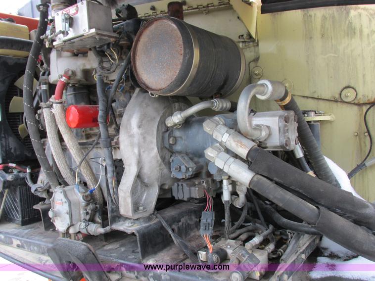 image for item Z9634 2000 JLG 600S boom lift