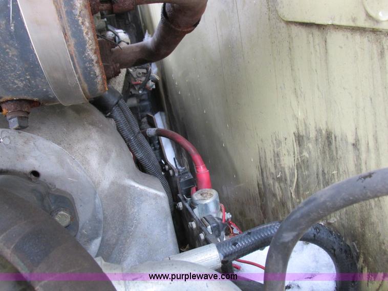 image for item Z9634 2000 JLG 600S boom lift