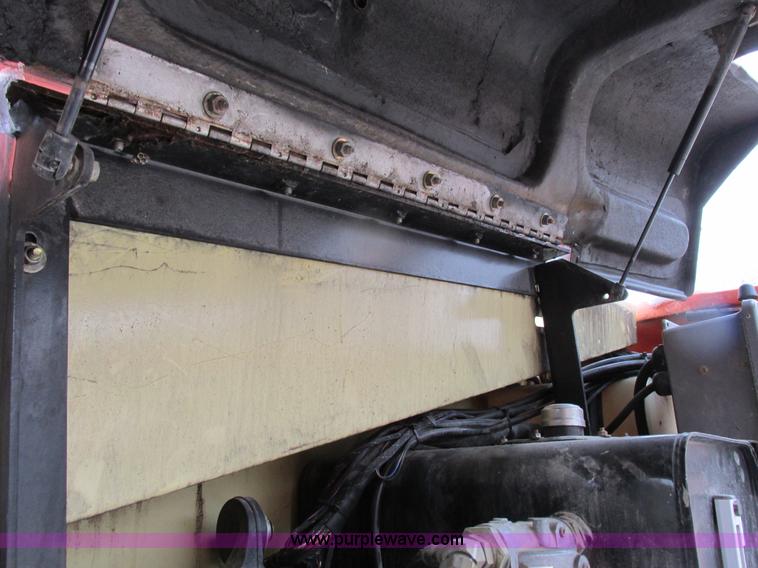 image for item Z9634 2000 JLG 600S boom lift