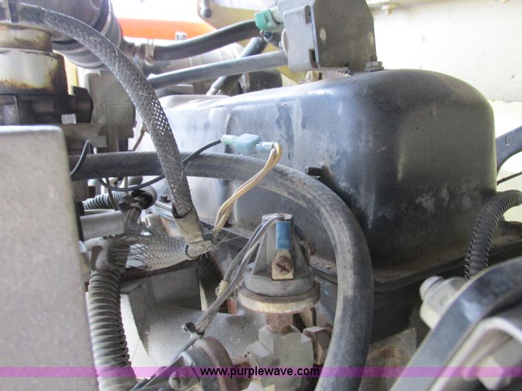 image for item Z9634 2000 JLG 600S boom lift