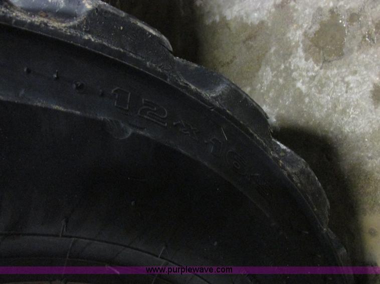 image for item Z9635 2004 Caterpillar 262B skid steer