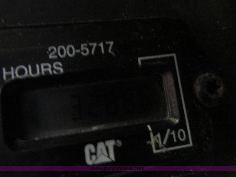 image for item Z9635 2004 Caterpillar 262B skid steer