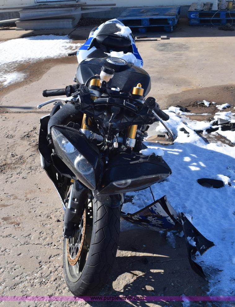 image for item BB9727 2008 Yamaha R1 motorcycle