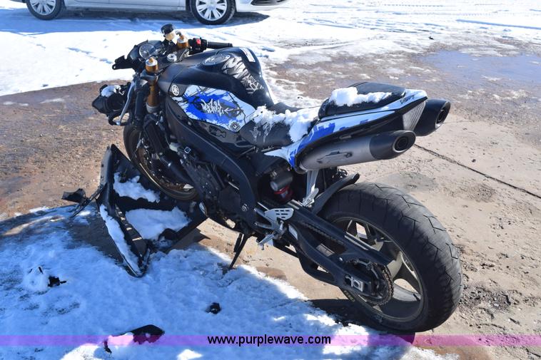 image for item BB9727 2008 Yamaha R1 motorcycle