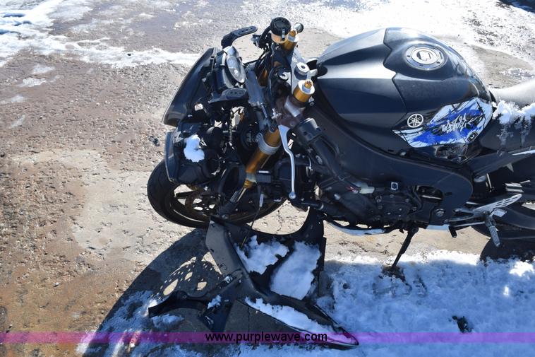 image for item BB9727 2008 Yamaha R1 motorcycle