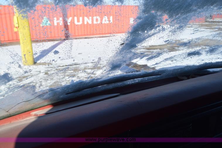 image for item E6051 1986 Ford Econoline van