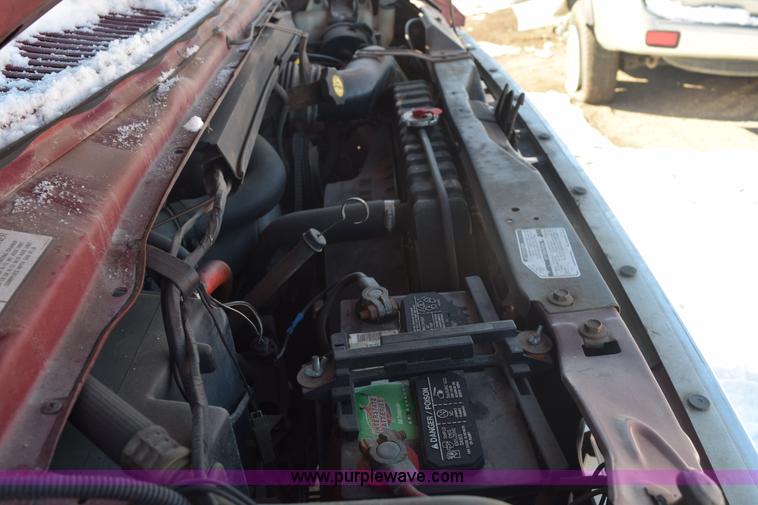 image for item E6051 1986 Ford Econoline van