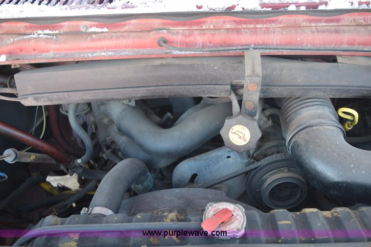 image for item E6051 1986 Ford Econoline van