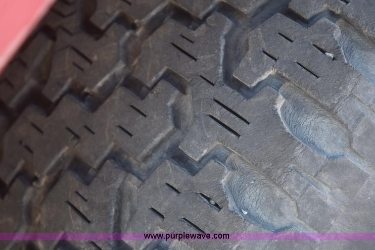 image for item E6051 1986 Ford Econoline van