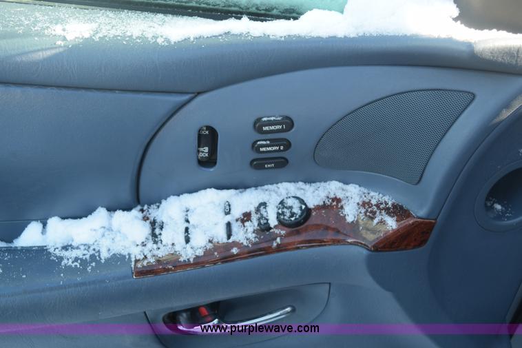 image for item E6052 1997 Buick Park Avenue