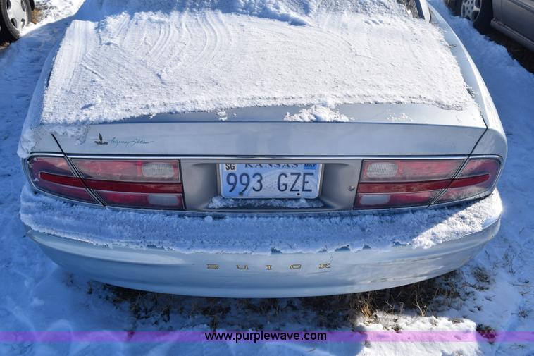 image for item E6052 1997 Buick Park Avenue