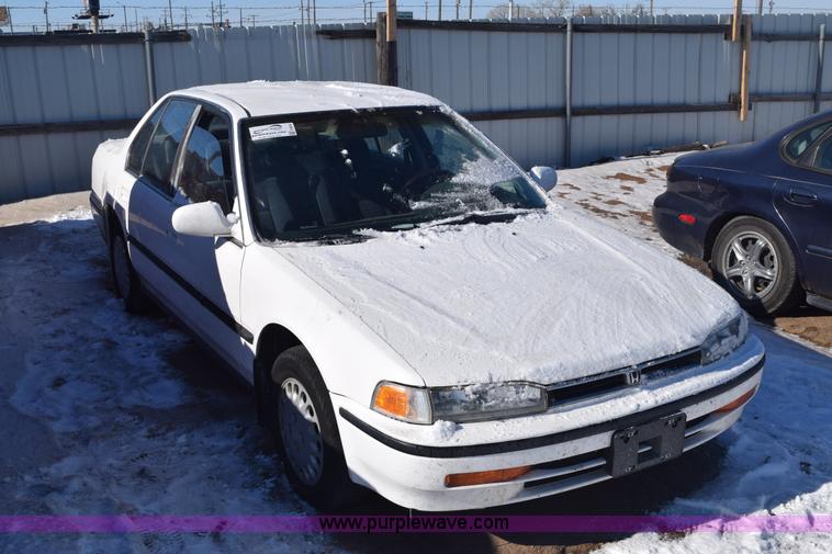 image for item E6054 1992 Honda Accord LX