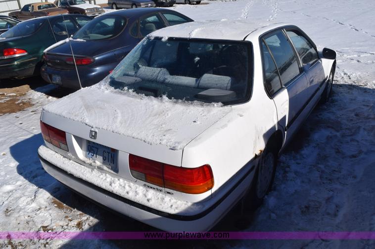 image for item E6054 1992 Honda Accord LX