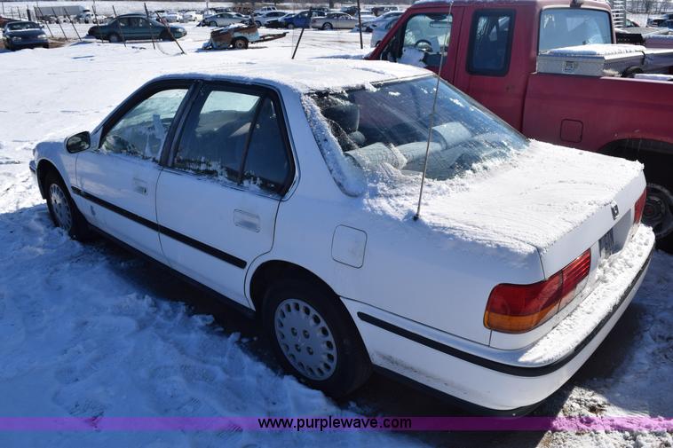 image for item E6054 1992 Honda Accord LX