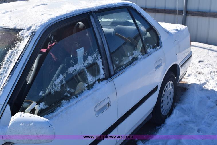 image for item E6054 1992 Honda Accord LX