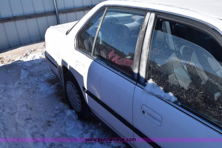 image for item E6054 1992 Honda Accord LX