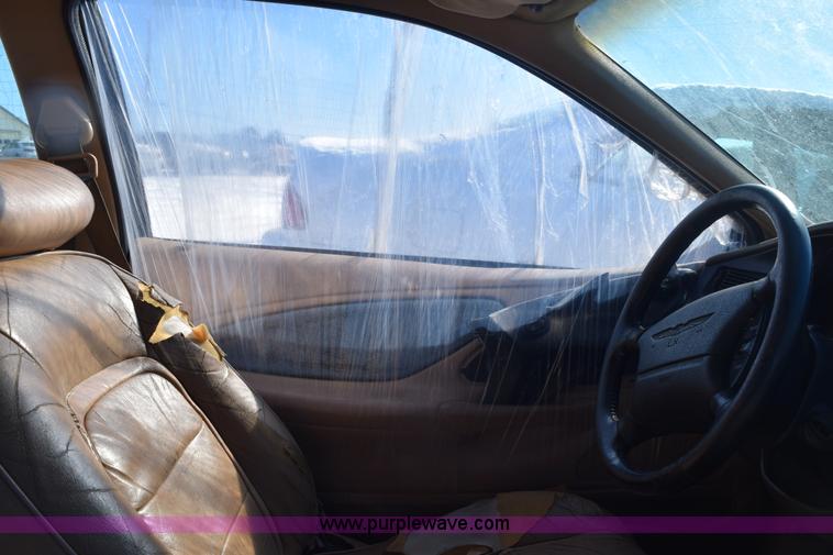 image for item E6055 1997 Ford Thunderbird LX