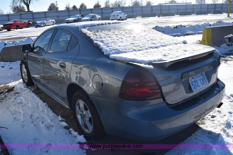image for item E6057 2005 Pontiac Grand Prix