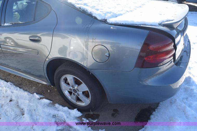 image for item E6057 2005 Pontiac Grand Prix