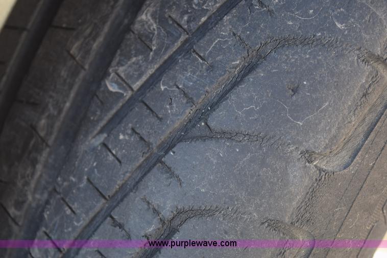 image for item E6057 2005 Pontiac Grand Prix