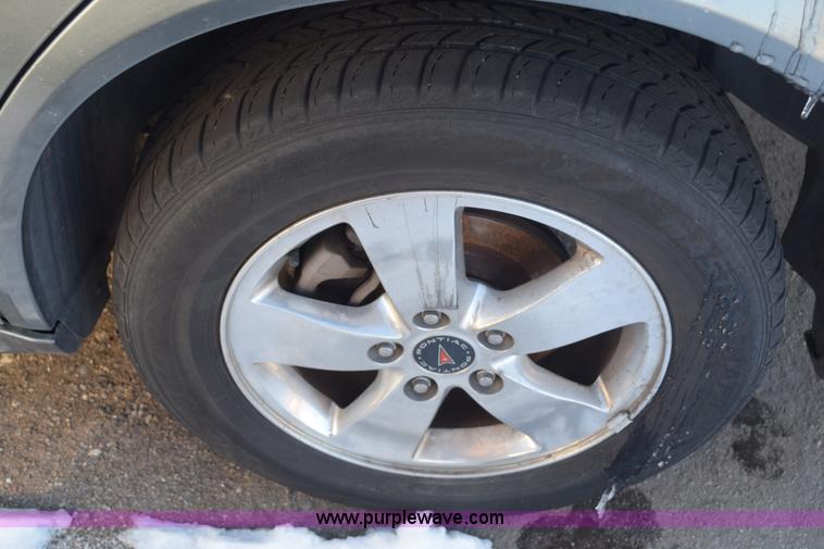 image for item E6057 2005 Pontiac Grand Prix