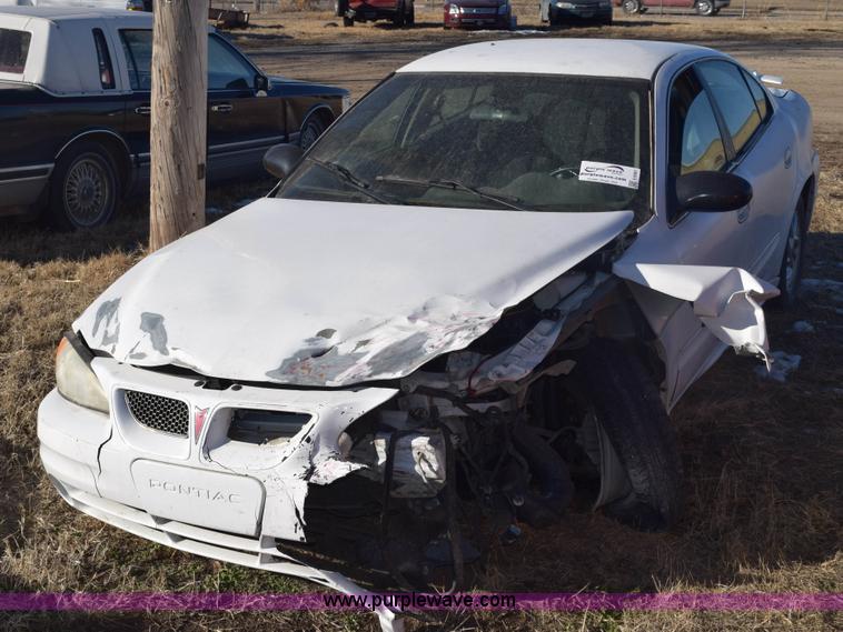 image for item E6081 2004 Pontiac Grand AM SE