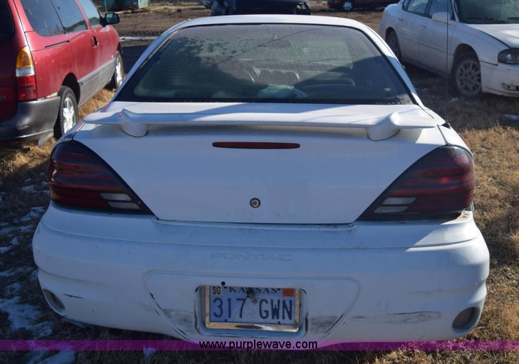 image for item E6081 2004 Pontiac Grand AM SE