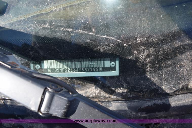 image for item E6081 2004 Pontiac Grand AM SE