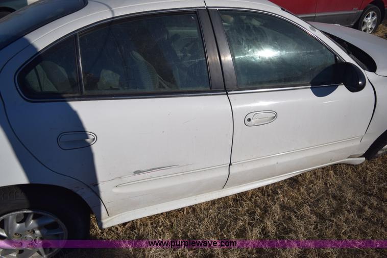 image for item E6081 2004 Pontiac Grand AM SE