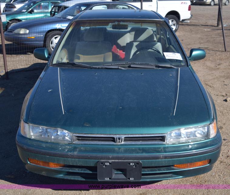 image for item E6085 1992 Honda Accord LX