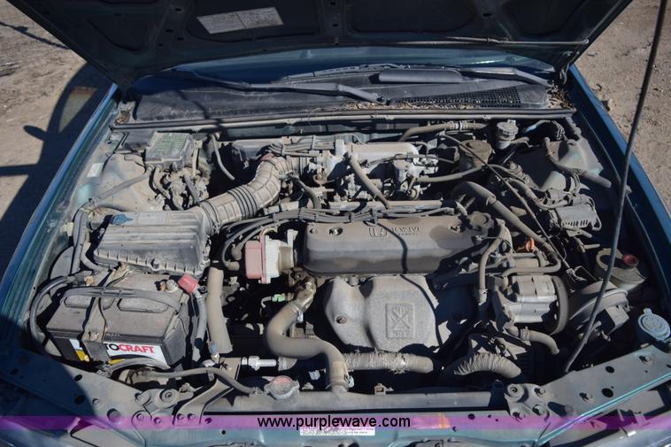 image for item E6085 1992 Honda Accord LX