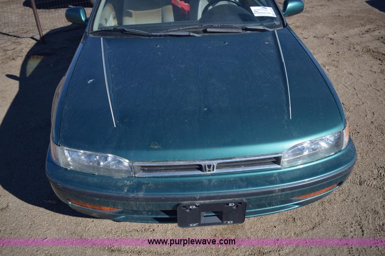 image for item E6085 1992 Honda Accord LX