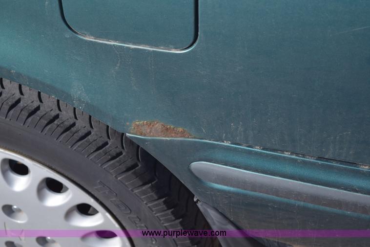 image for item E6085 1992 Honda Accord LX