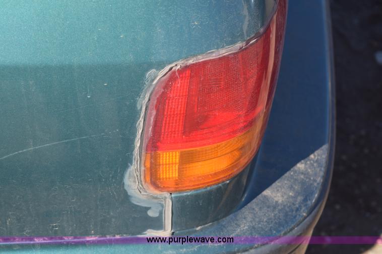 image for item E6085 1992 Honda Accord LX