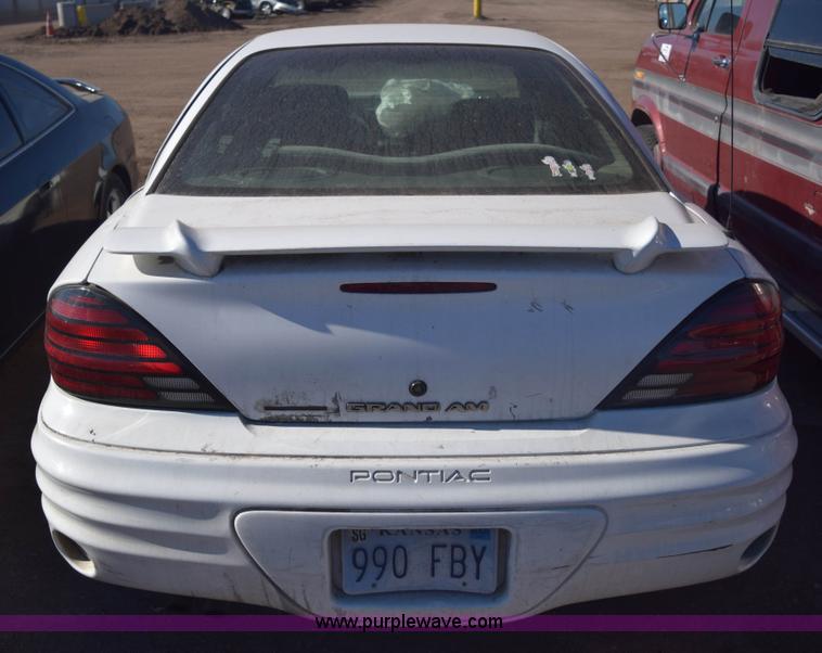 image for item E6087 2002 Pontiac Grand AM SE