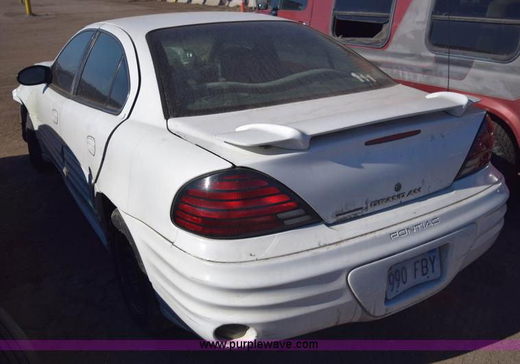 image for item E6087 2002 Pontiac Grand AM SE