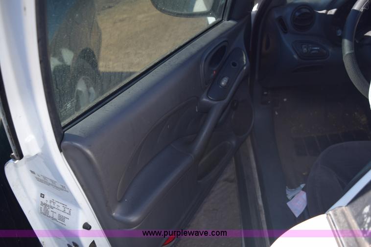 image for item E6087 2002 Pontiac Grand AM SE