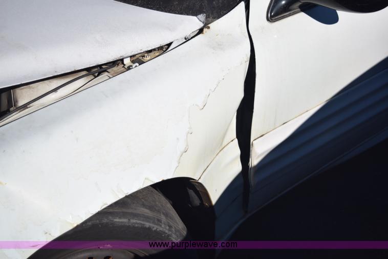 image for item E6087 2002 Pontiac Grand AM SE