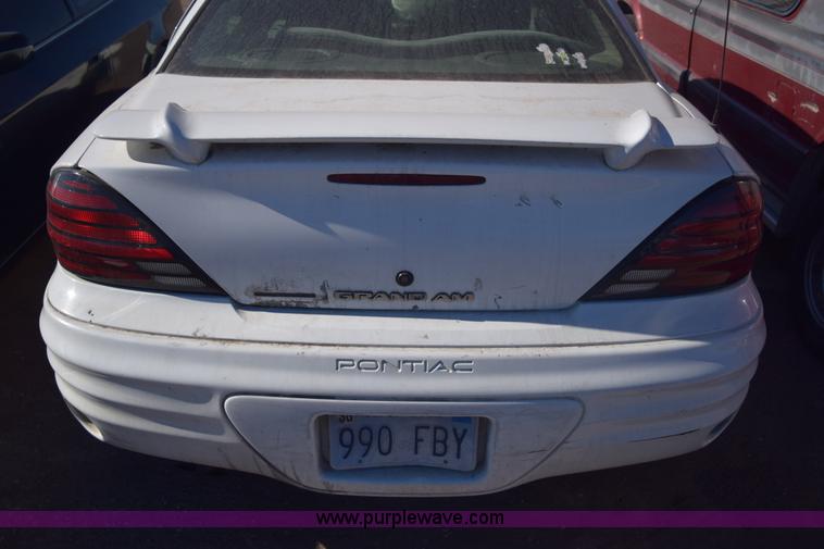 image for item E6087 2002 Pontiac Grand AM SE