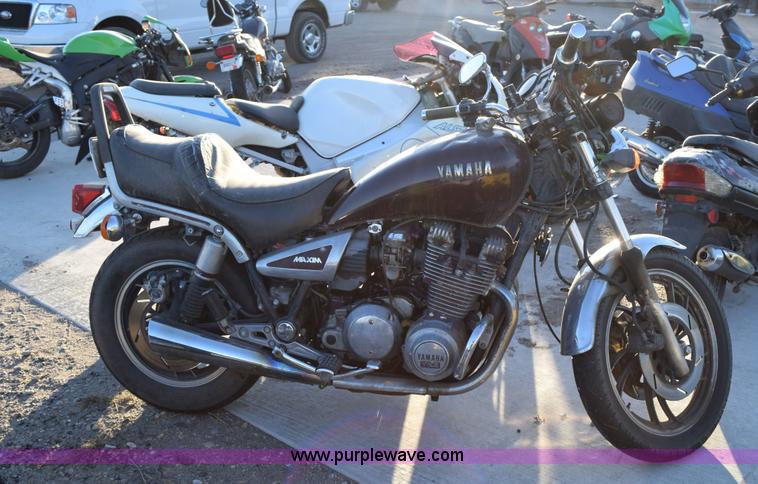 image for item I8634 1982 Yamaha Max motorcycle